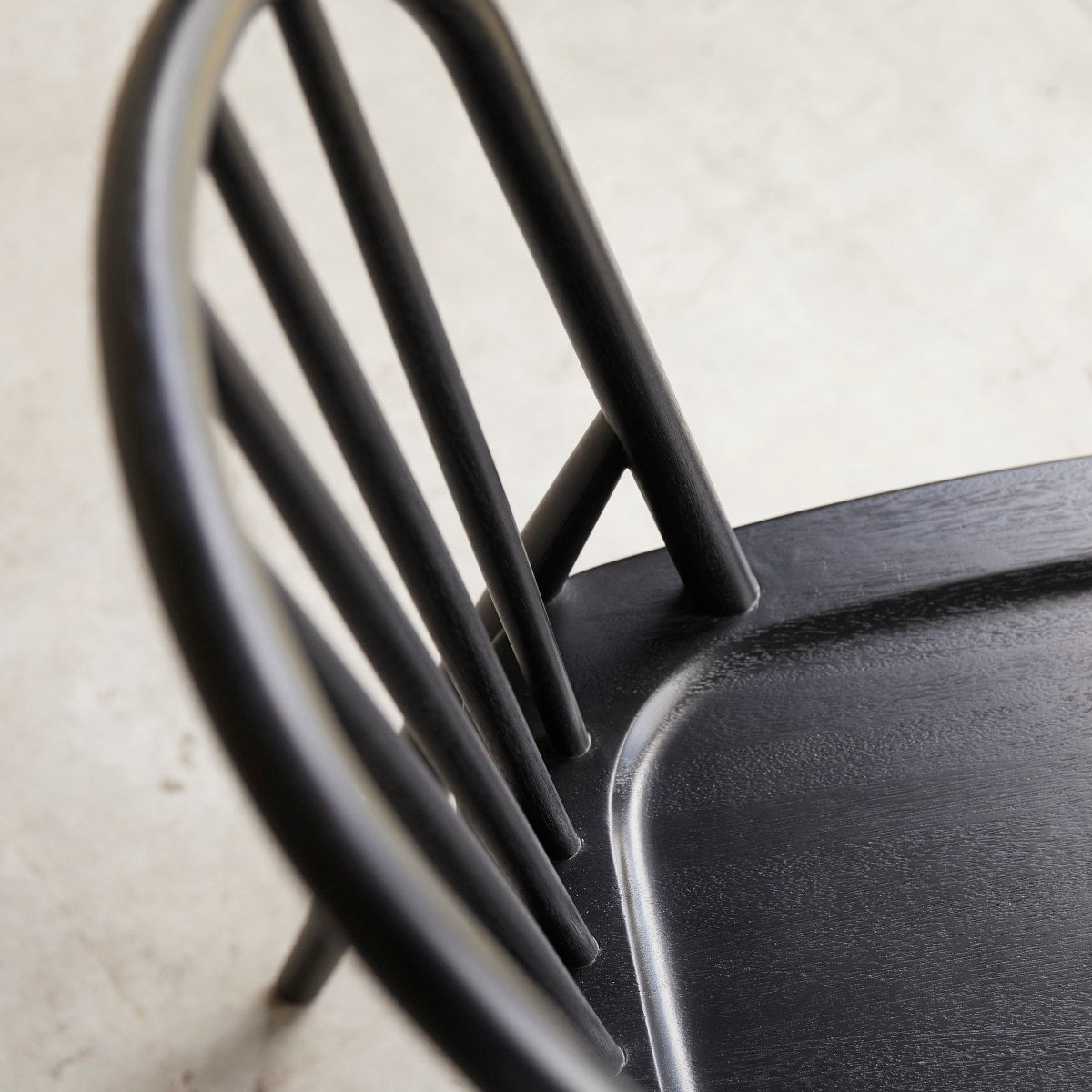 Zoho Chair