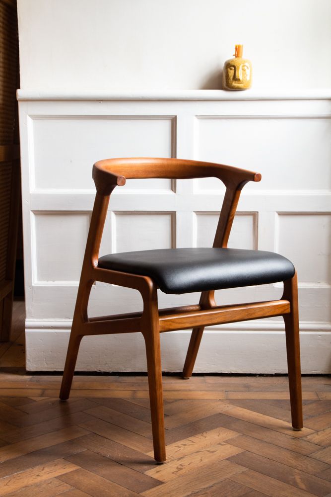 Ashford Mid Century Chair Lakkadhaara